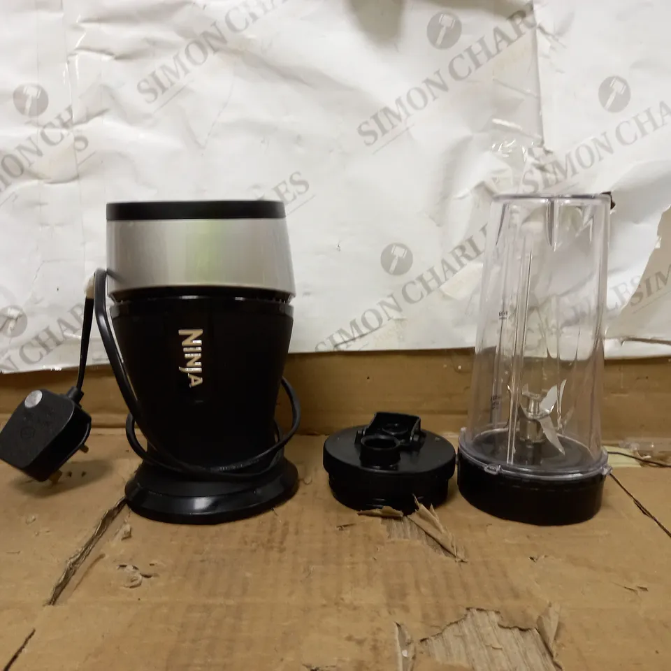 NINJA NUTRI SLIM BLENDER AND SMOOTHIE MAKER CONTAINERS