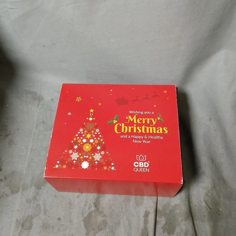 APPROXIMATELY 5 X CBD QUEEN GIFT SET – CBD OIL & CREAM WITH FESTIVE PACKAGING