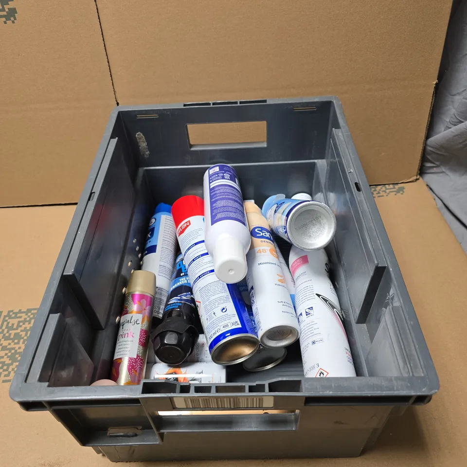 TOTE OF APPROXIMATELY 16 ASSORTED AEROSOL PRODUCTS TO INCLUDE FEBREZE, SANEX, SENSET SKIN CLEANSING FOAM, DYLON SPRAY STARCH EASY IRON ETC