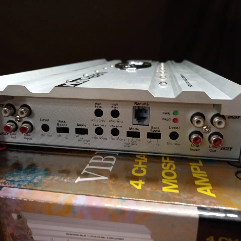 LANZAR VIBE 4000 WATTS BRIDGEABLE 4-CHANNEL AMPLIFIER