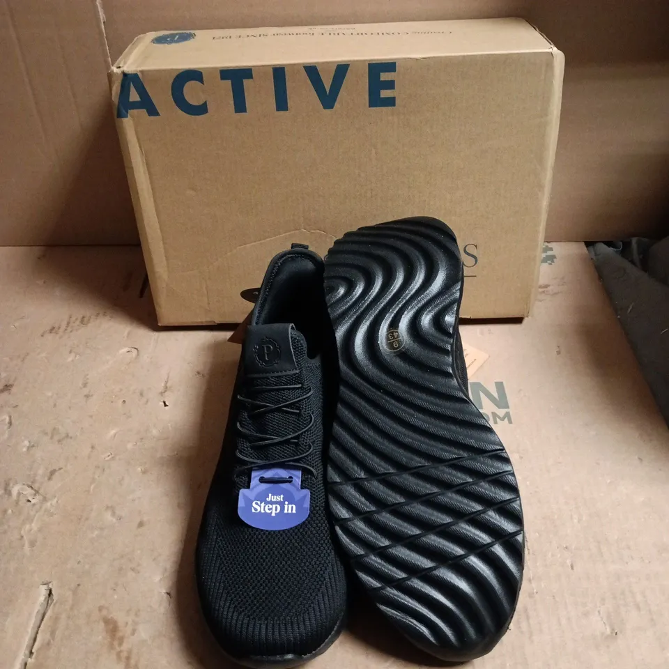 PAVERS ACTIVE BLACK TRAINERS – SIZE UK 9 