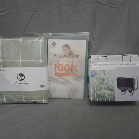 BOX OF APPROXIMATELY 15 ASSORTED HOUSEHOLD ITEMS TO INCLUDE WEATHERPROOF OUTDOOR SWITCHED SOCKET, DUVET COVER SET, PILLOWCASE, ETC - COLLECTION ONLY