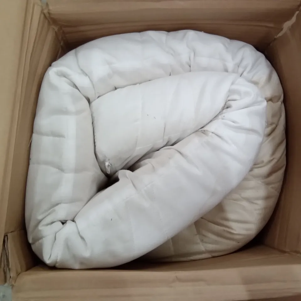 BOXED INOFIA KING MATTRESS