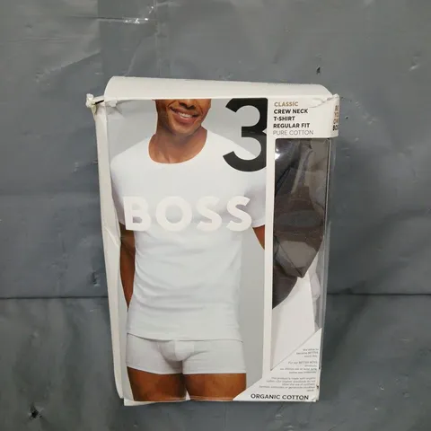 BOXED BOSS 3 PACK CLASSIC CREW TEES IN ASSORTED COLOURS - MEDIUM