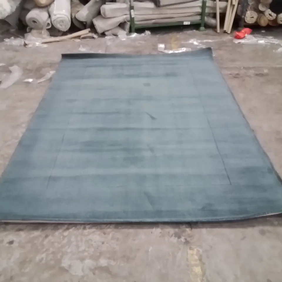 QUALITY DESIGNER AREA RUG - APPROXIMATELY 290X200