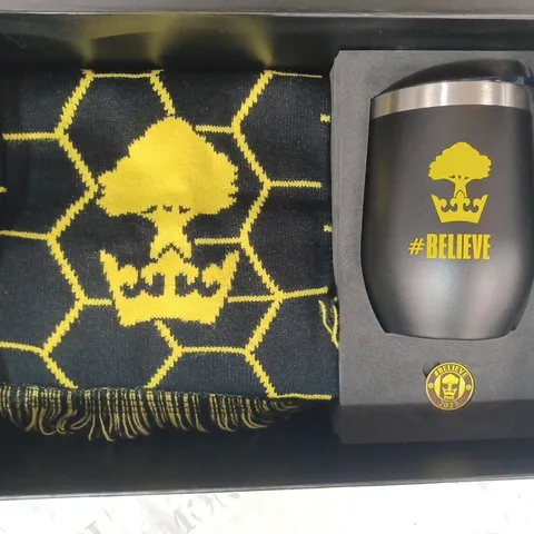 BOXED WIGAN ATHLETIC COLLECTIBLE TRAVEL MUG, BADGE, AND SCARF SET