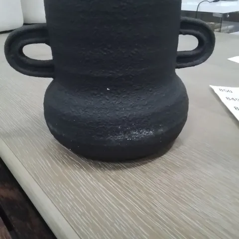 BOXED CREEL BLACK 25CM TABLE VASE