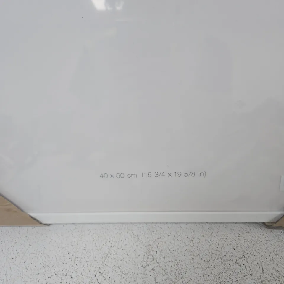 WHITE 40X50 CM POSTER FRAME