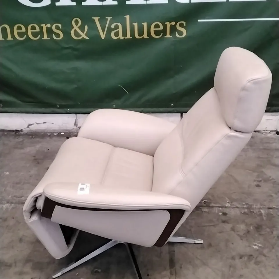 QUALITY BRITISH DESIGNED & MANUFACTURED G PLAN VARDE POWER RECLINER CHAIR CAMBRIDGE STONE LEATHER