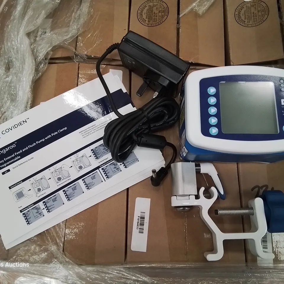 BOXED COVIDIEN KANGAROO JOEY ENTERAL FEED & FLUSH PUMP WITH POLE CLAMP