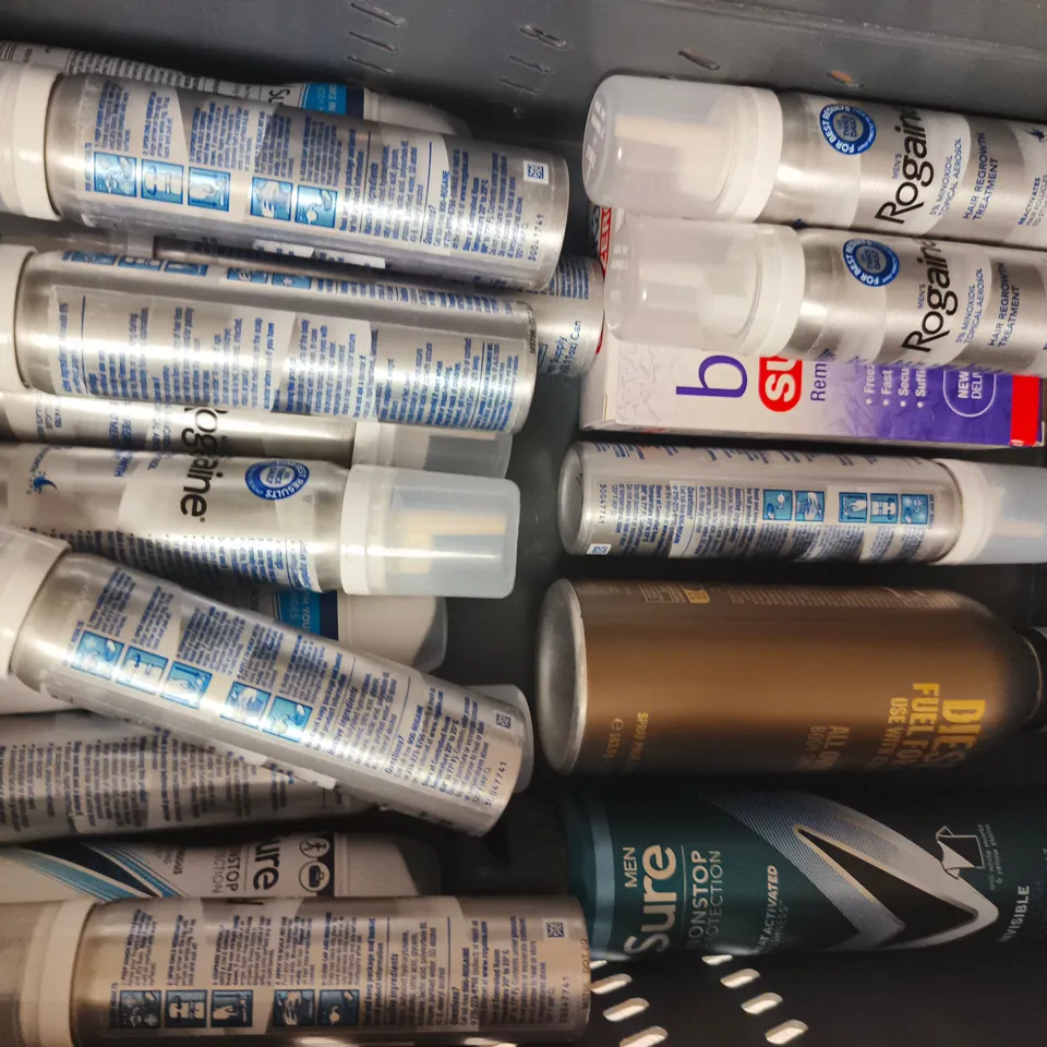 APPROXIMATELY 15 ASSORTED AEROSOL PRODUCTS - COLLECTION ONLY