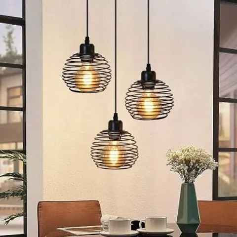 BOXED ZMH METAL/GLASS PENDANT LIGHT, 3 LIGHTS - BLACK (1 BOX)