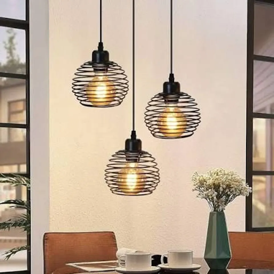 BOXED ZMH METAL/GLASS PENDANT LIGHT, 3 LIGHTS - BLACK (1 BOX)