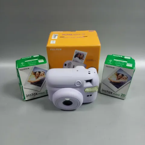 BOXED FUJIFILM INSTAX MINI 12 INSTANT CAMERA 