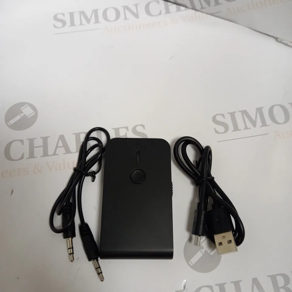BOXED 3 IN 1 WIRELESS RECEICER AND TRANSMITTER. 