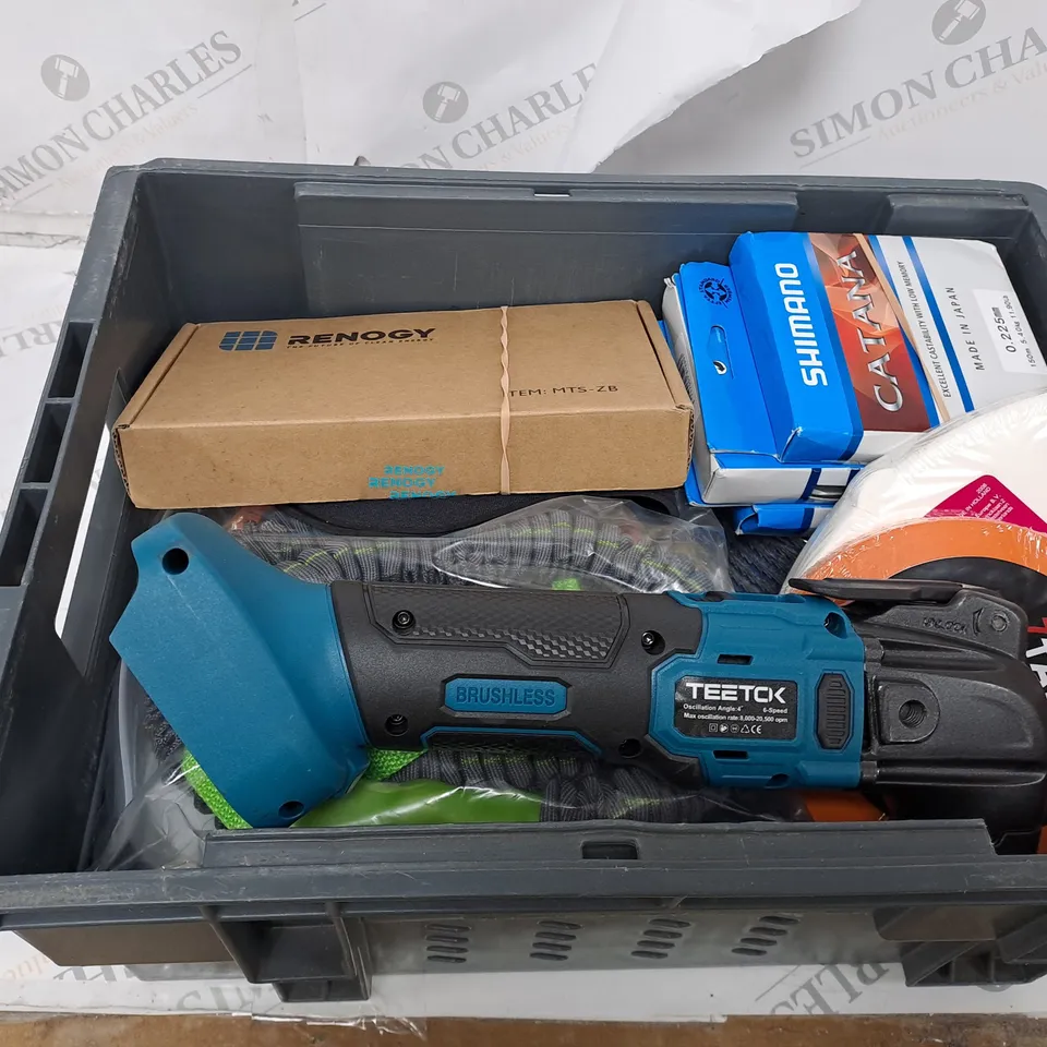 BOXED ASSORTED GROUPED TOOLS TOO INCLUDE SCALES AND DRILLS 