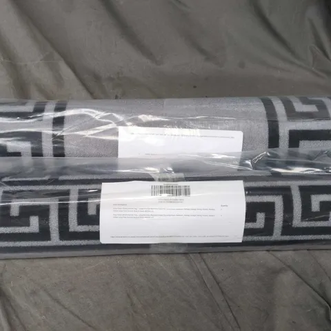 LOT OF 2 COZY HAVEN ATHENA RUGS IN GREY/BLACK