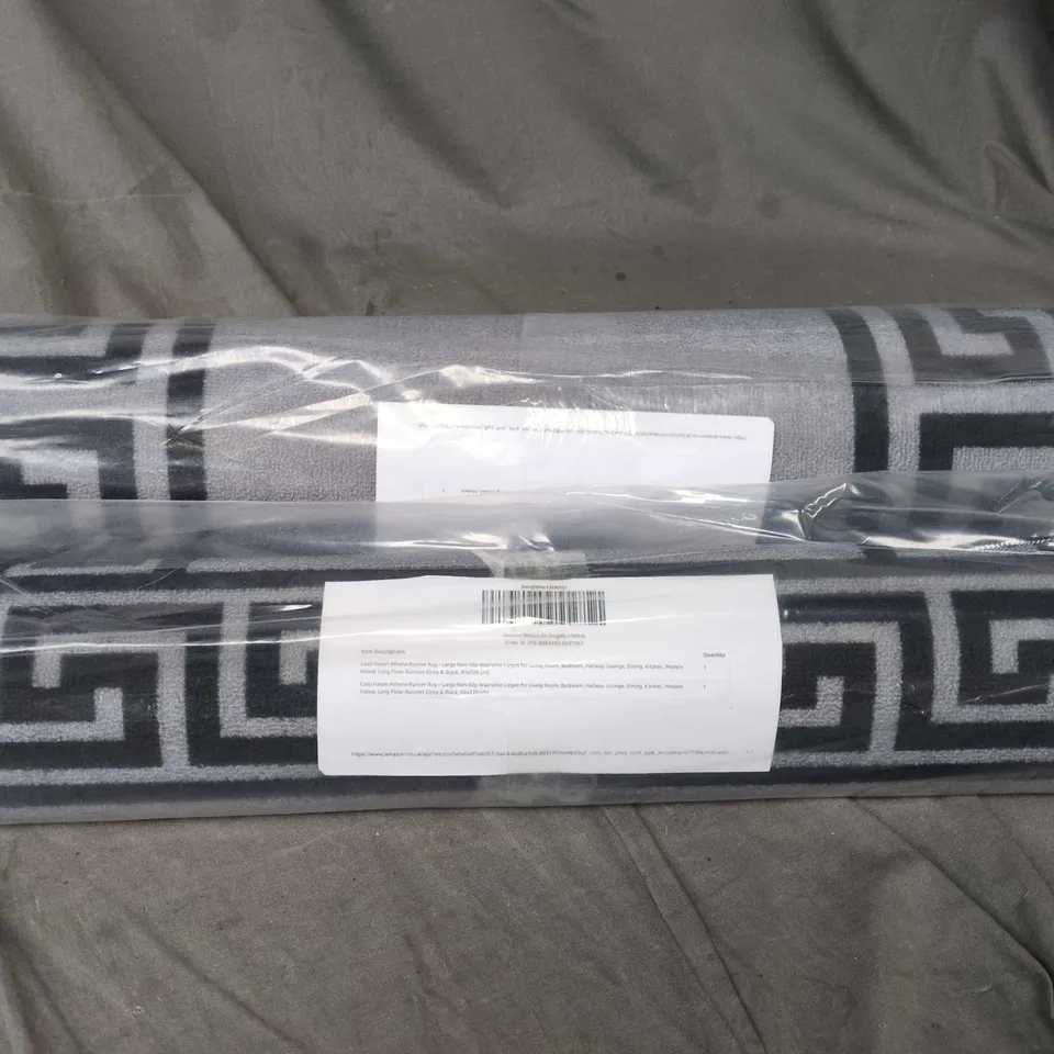 LOT OF 2 COZY HAVEN ATHENA RUGS IN GREY/BLACK
