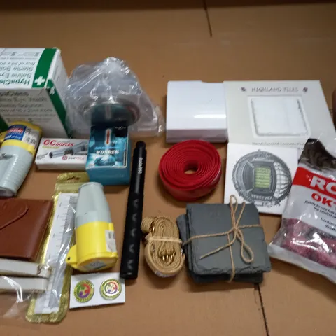 LARGE QUANTITY OF ASSORTED HOUSEHOLD ITEMS