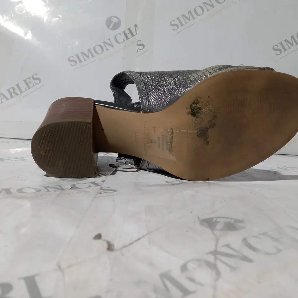 PAIR OF MARC FISHER METALLIC SANDALS UK SIZE 6.5