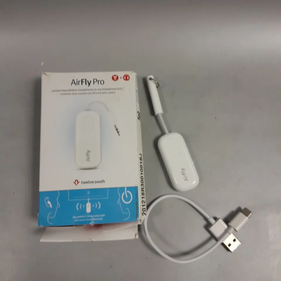BOXED TWELVE SOUTH AIRFLY PRO BLUETOOTH TRANSMITTER IN WHITE