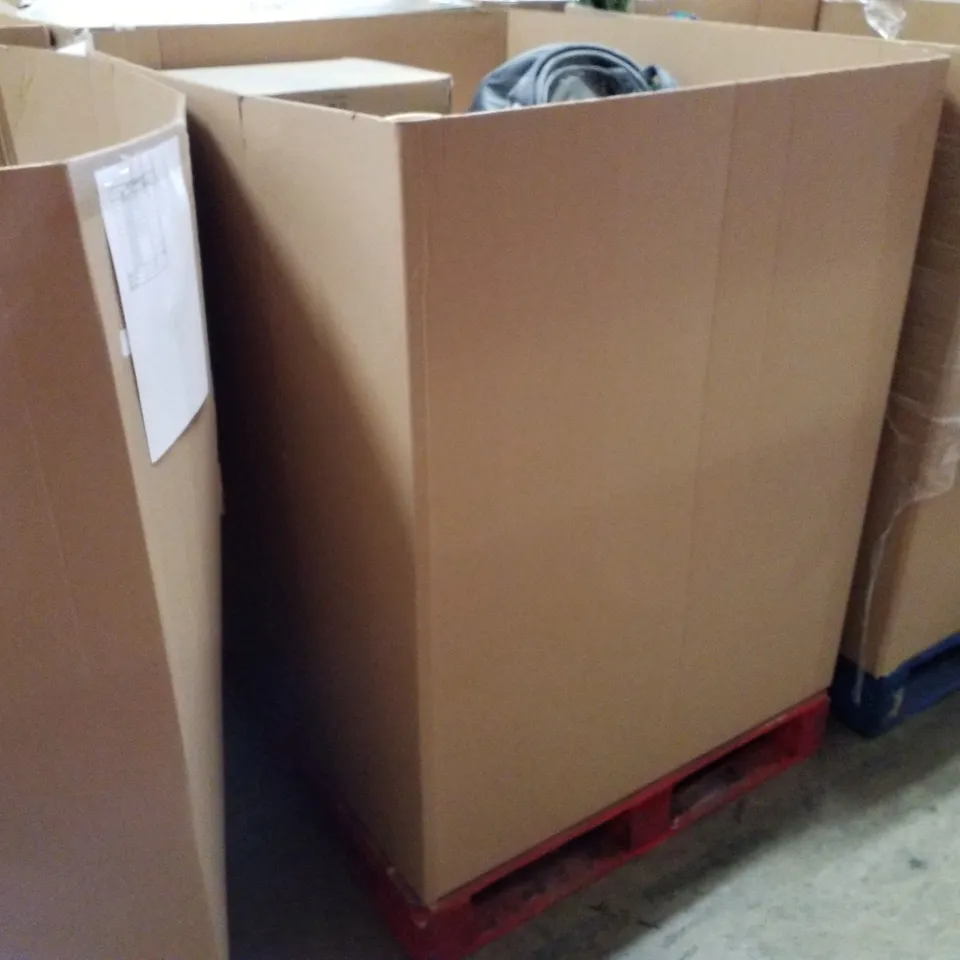 PALLET CONTAINING APPROXIMATELY 39 PRODUCTS INCLUDING IRONING BOARD, DUVET SET, STORAGE TUBS, COOKWARE & ARTIFICIAL PLANT