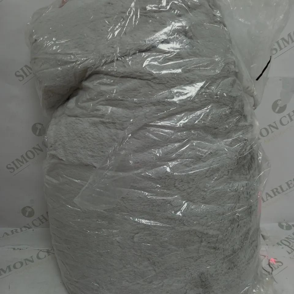 COZEE HOME VELVETSOFT HEATED THROW IN LIGHT GREY