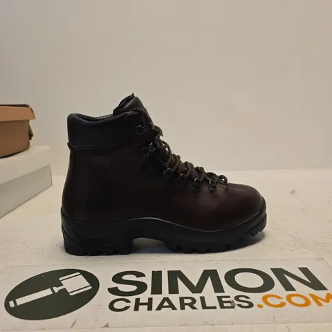 SCARPA HIKING BOOTS β EU 43 (UK 9)