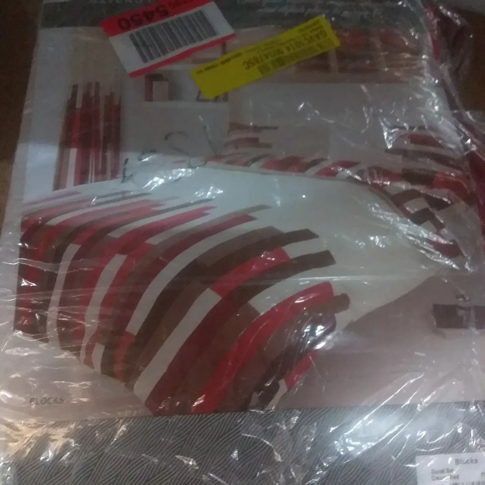 MITFORD REVERSIBLE CREAM/RED DUVET SET