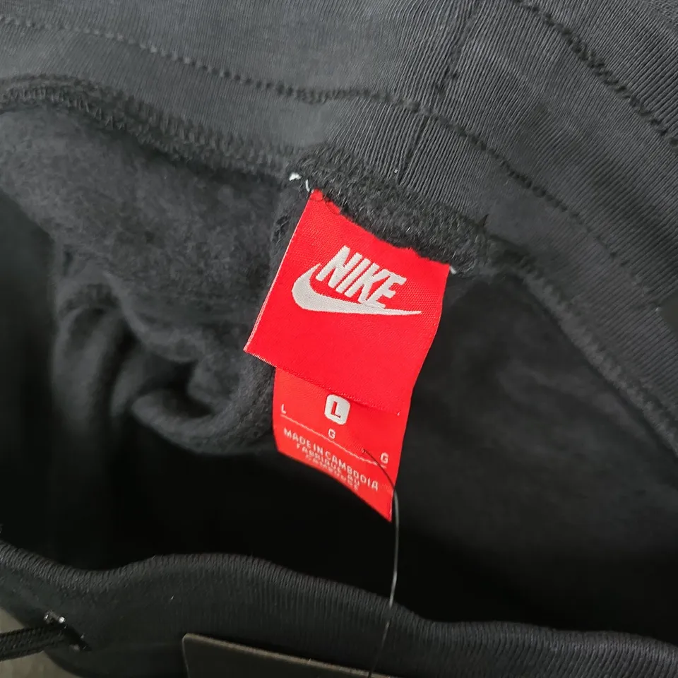 NIKE AIR CUFF BOTTOM JOGGERS IN BLACK - LARGE