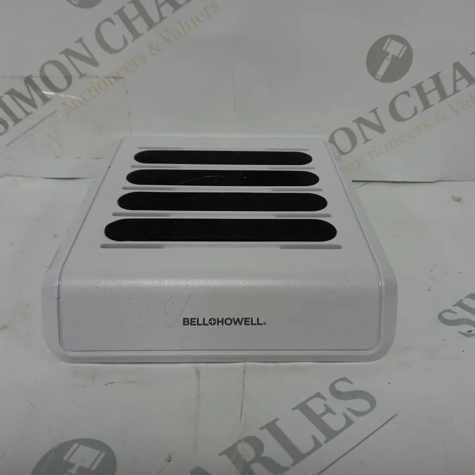 BELL & HOWELL MULTI DEVICE USB CHARGING STATION WITH 4 USB PORTS AND 4 CABLES