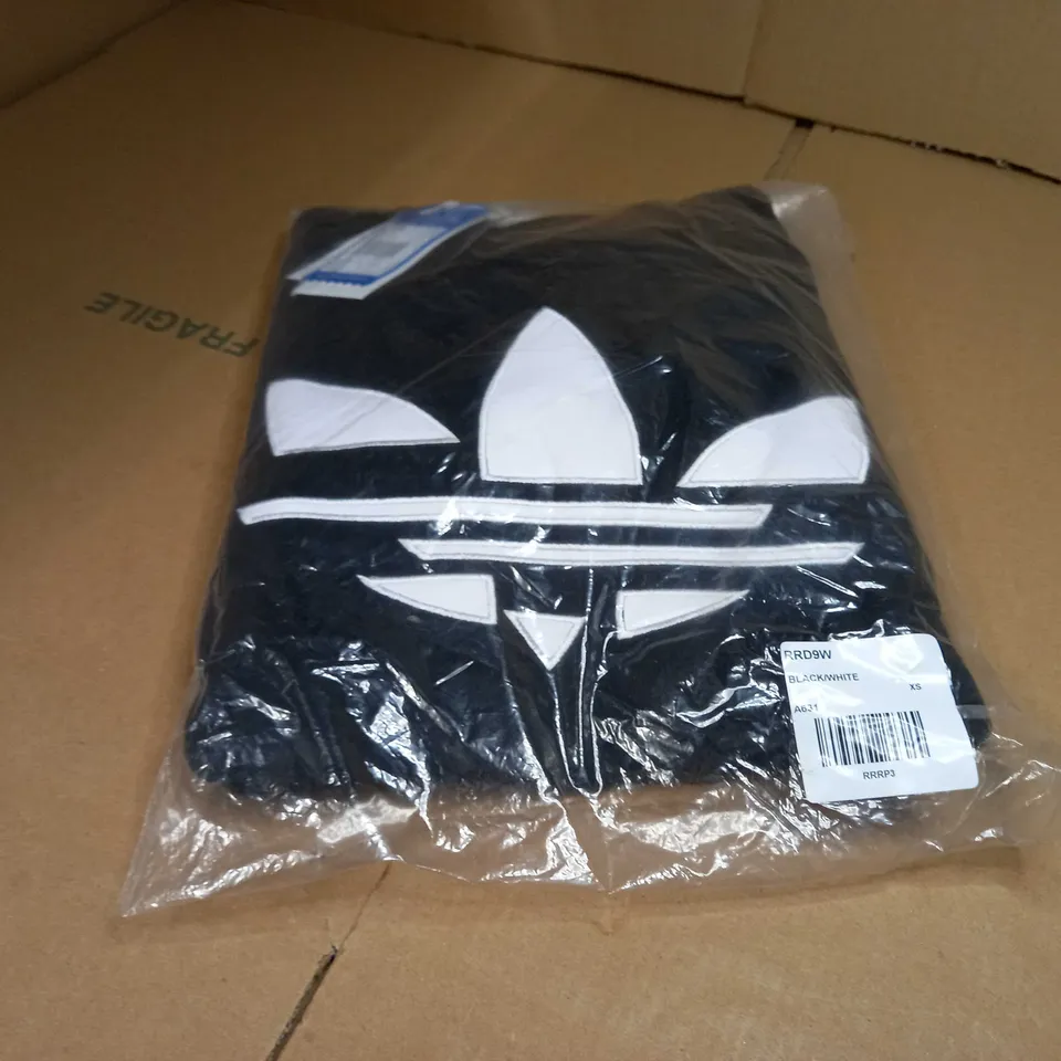PACKAGED BLACK/WHITE LOGO SWEATER - XS