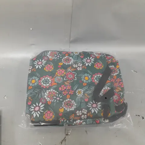 BAGGED PORTABLE TRAVEL TOILETRY ORGANISER