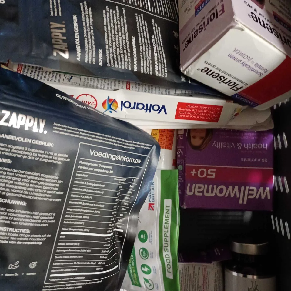 APPROXIAMTELY 15 ASSORTED HEALTH PRODUCTS TO INCLUDE PREGNACARE, LIPOVON, CBD EXTRACT ETC 