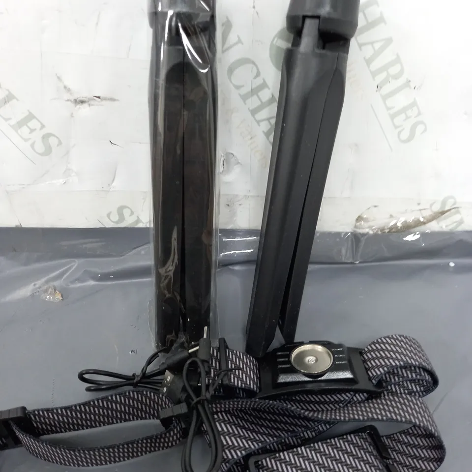 SET OF 2 TRIPODS AND HEADBANDS FOR SFIXX LED LIGHTS RED/BLACK