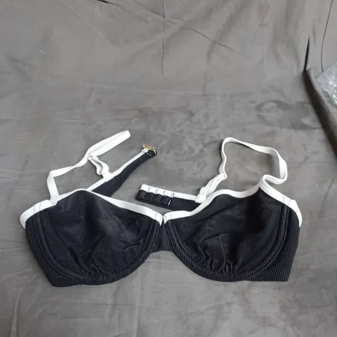 ABERCROMBIE & FITCH WIRED BRA IN BLACK/WHITE SIZE L