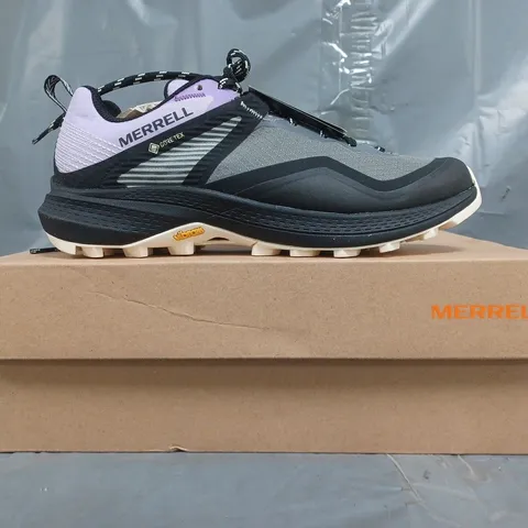 BOXED PAIR OF MERRELL MQM 3 GTX SHOES IN GREY/BLACK/LILAC SIZE UK 4