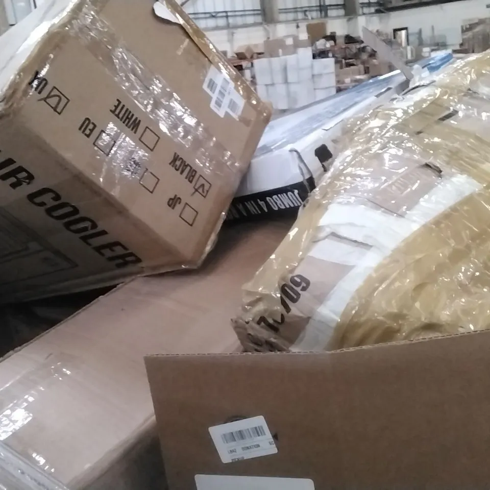 PALLET OF ASSORTED ITEMS INCLUDING JUMBO 4 IN A ROW GAME, AIR COOLER, LARGE MAT, CAMPING CHAIR, BLUE BLANKET