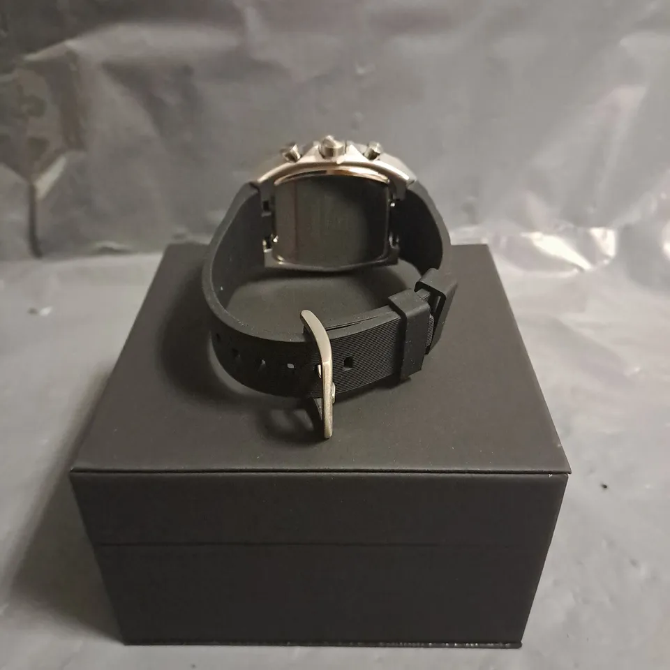 ZIHLMANN & CO STAINLESS STEEL WATCH WITH BLUE FACE & BLACK RUBBER STRAP