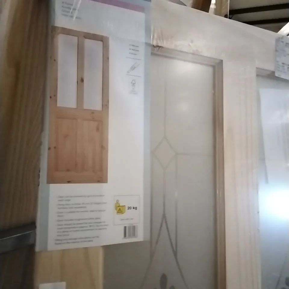 DESIGNER KNOTTY PINE 4 PANEL GLAZED INTERNAL DOOR APPROXIMATELY 1981MM X 762MM