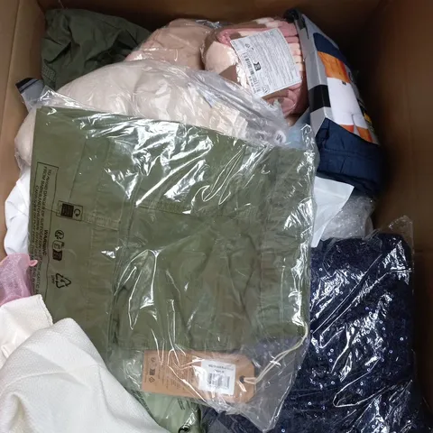 LARGE BOX OF APPROXIMATELY 25 ASSORTED CLOTHING ITEMS IN VARIOUS COLOURS, STYLES AND SIZES - COLLECTION ONLY