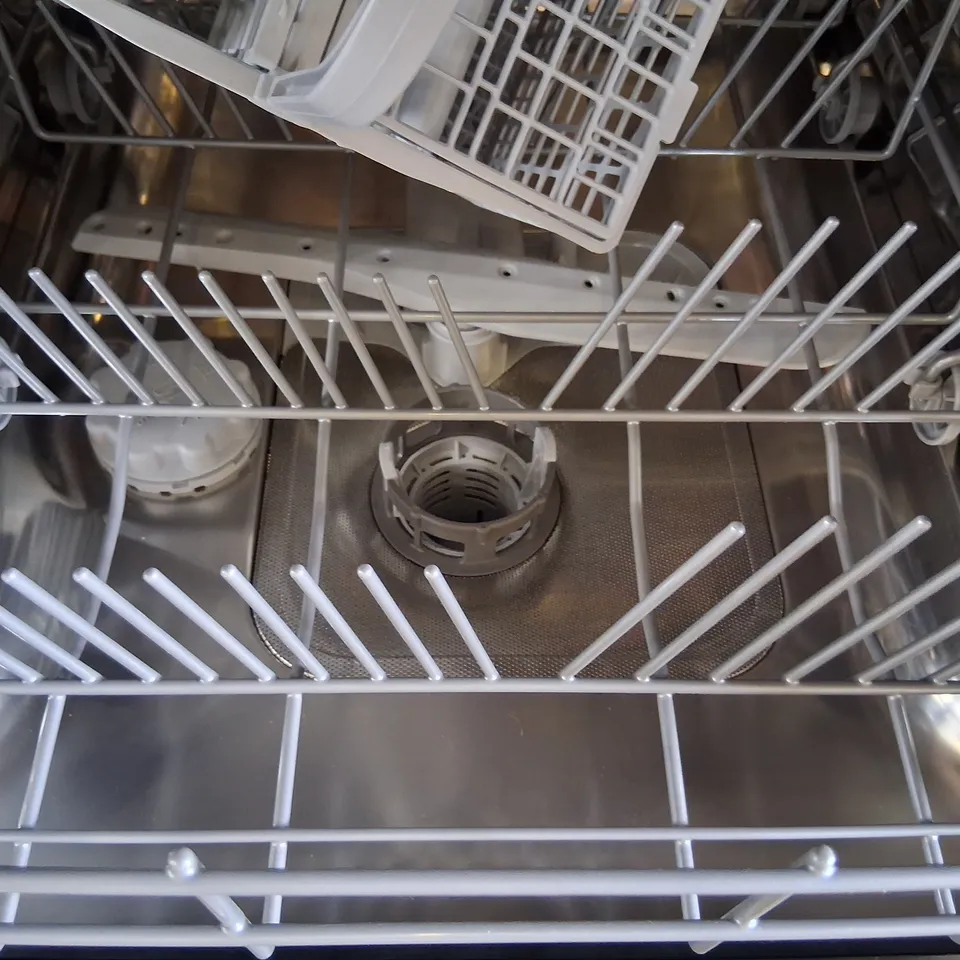 INDESIT IN2FD10CS70WUK PUSH GO DISHWASHER