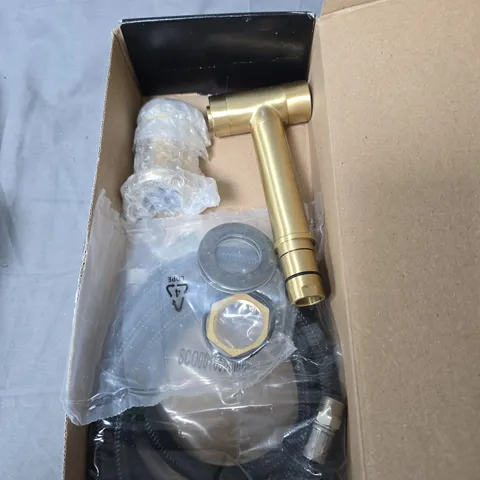 BRASS KITCHEN FAUCET TAP WITH HOSE AND FITTINGS – BOXED