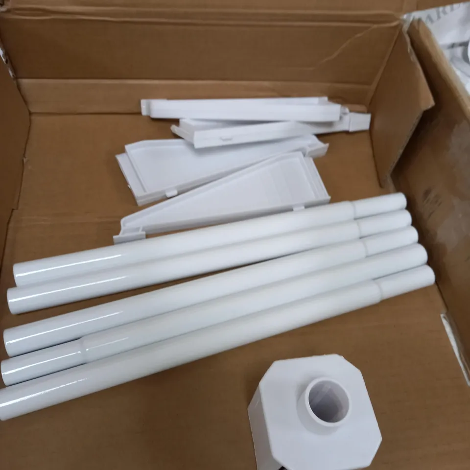 BOXED RED AND GREEN TINSEL TREE 