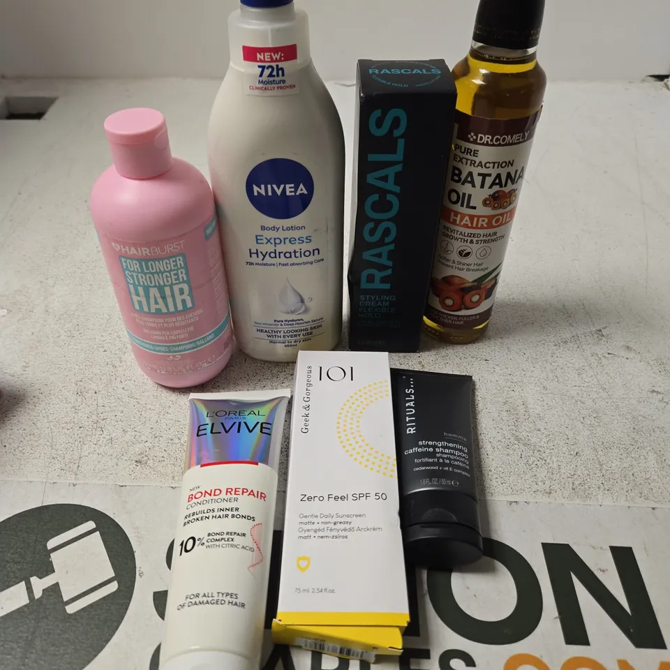 APPROXIMATELY 20 ASSORTED HEALTH & BEAUTY PRODUCTS TO INCLUDE BOND REPAIR CONDITIONER, STYLING CREAM, HAIR OIL ETC 