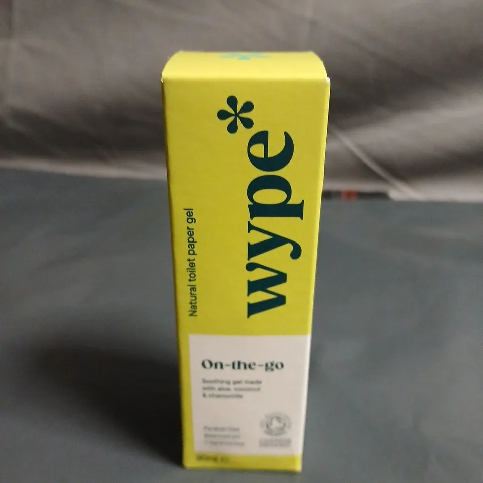 BOXED WYPE ON THE GO SOOTHING GEL