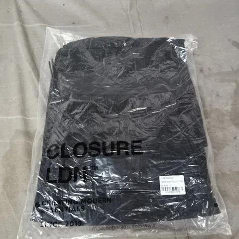 BAGGED CLOSURE LDN CRINKLE NYLON TECH UTILITY PANT – BLACK, SIZE L