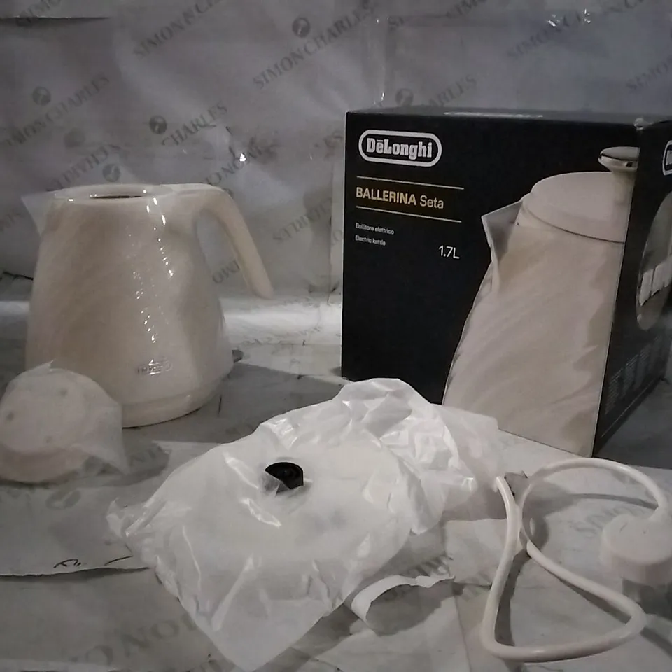 BOXED DELONGHI BALLERINA SETA ELECTRIC KETTLE 1.7L 