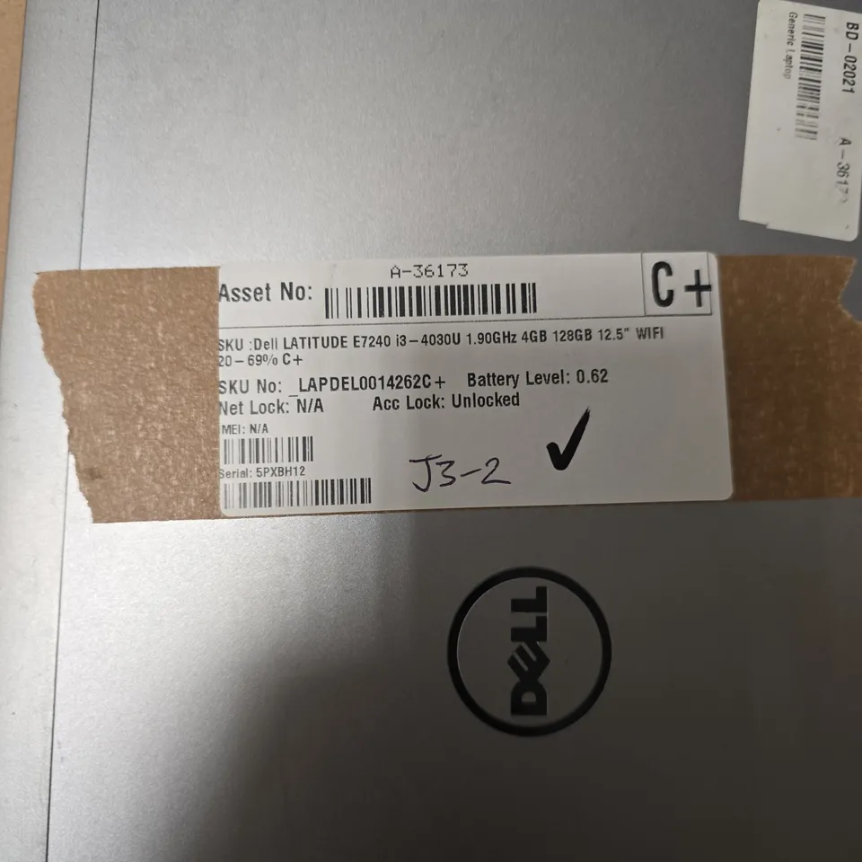 DELL LATITUDE E7240 LAPTOP – I3-4030U, 4GB RAM, 128GB SSD, 12.5" DISPLAY