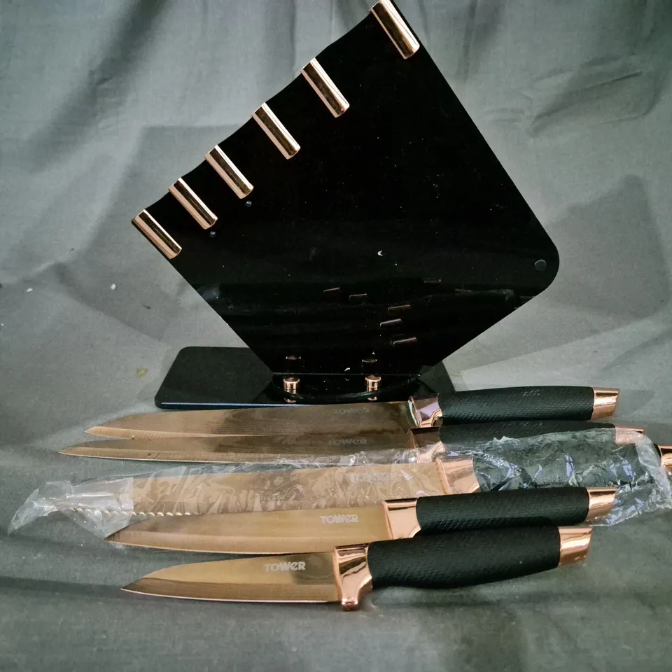 BOXED TOWER ROSE GOLD EDITION 5 PIECE DAMASCUS KNIFE SET W. ACRYLIC STAND - COLLECTION ONLY